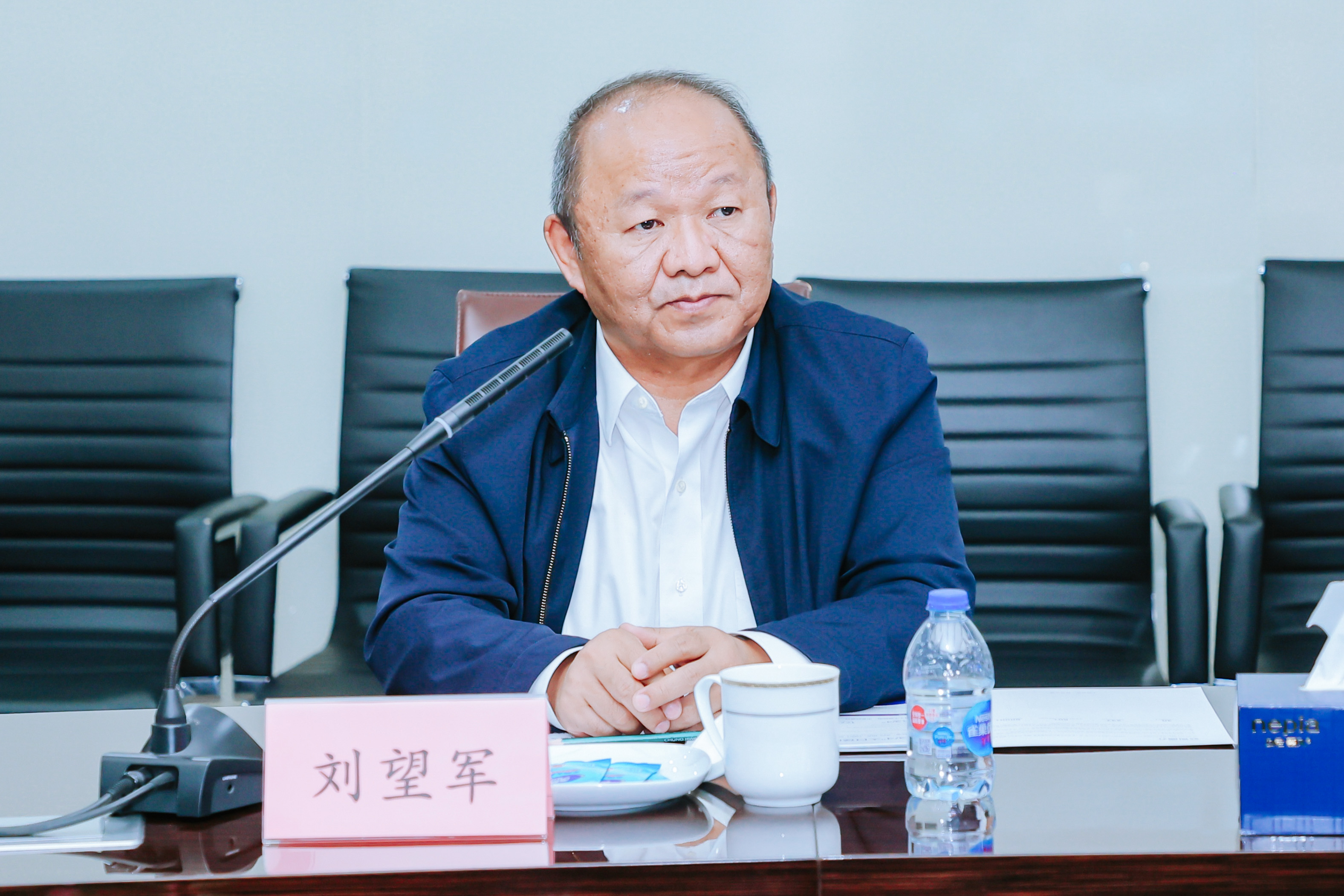 中国石化辅导刘会友、张建阔一行莅临公海赌船官网参观调查(图6) 中国石化辅导刘会友、张建阔一行莅临公海赌船官网参观调查(图6)