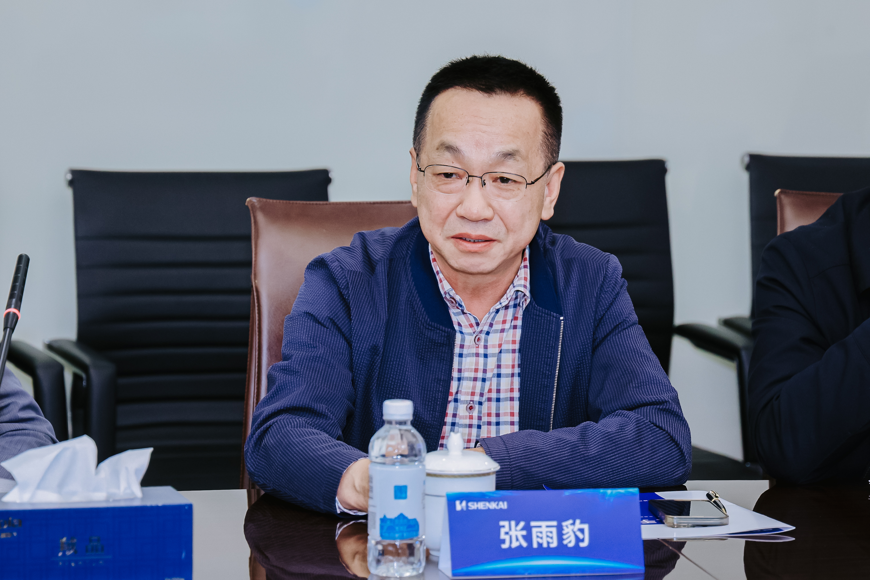 中石协刘宏斌会长一行莅临公海赌船官网参观调查(图6) 中石协刘宏斌会长一行莅临公海赌船官网参观调查(图6)