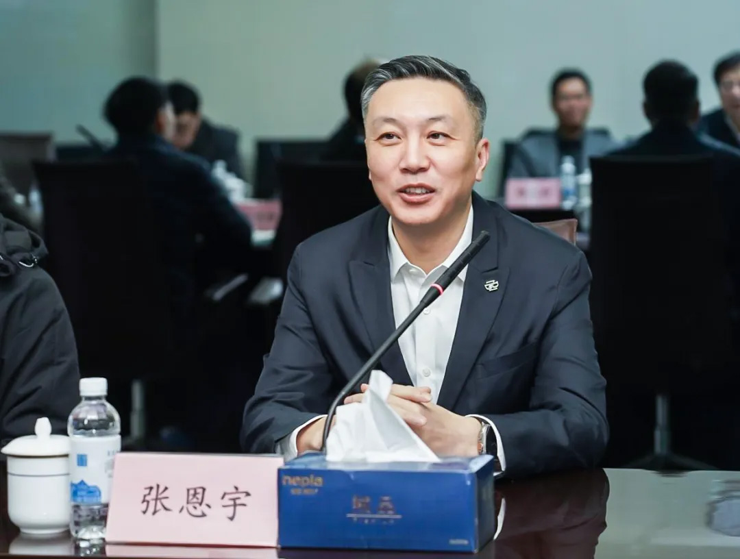商丘大学徐守坤书记、陈海群校长一行莅临公海赌船官网参观调查(图2) 商丘大学徐守坤书记、陈海群校长一行莅临公海赌船官网参观调查(图2)