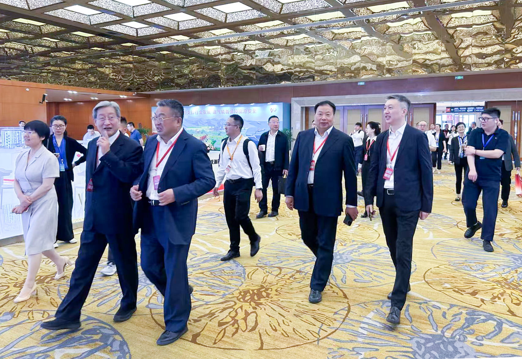 创新引领、科技强机——公海赌船官网参与第四届石油石化设备产业科技大会暨科技创新成就展览会(图5) 创新引领、科技强机——公海赌船官网参与第四届石油石化设备产业科技大会暨科技创新成就展览会(图5)
